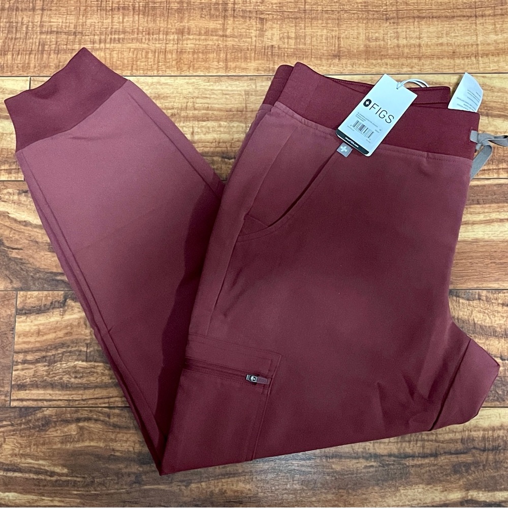 FIGS Dark Cherry